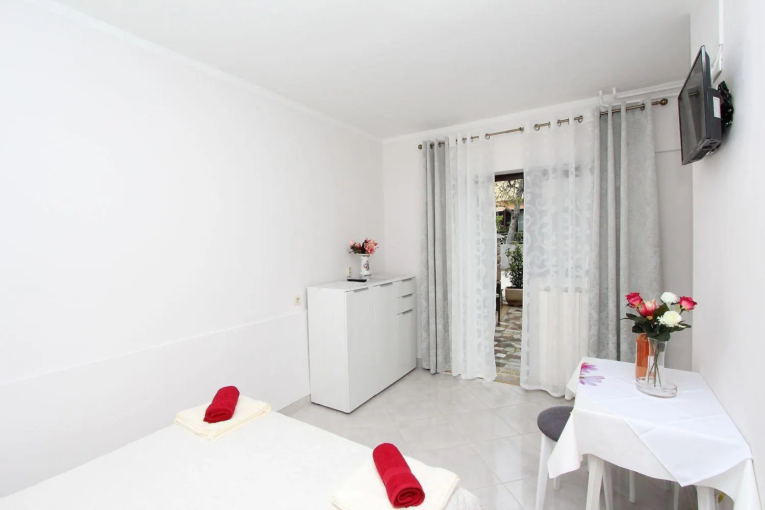 Apartment Cozy Studio-Apartment Nur 15 Gehminuten Zum Strand Mit Grillbereich, Terrasse, Wifi Rovinj